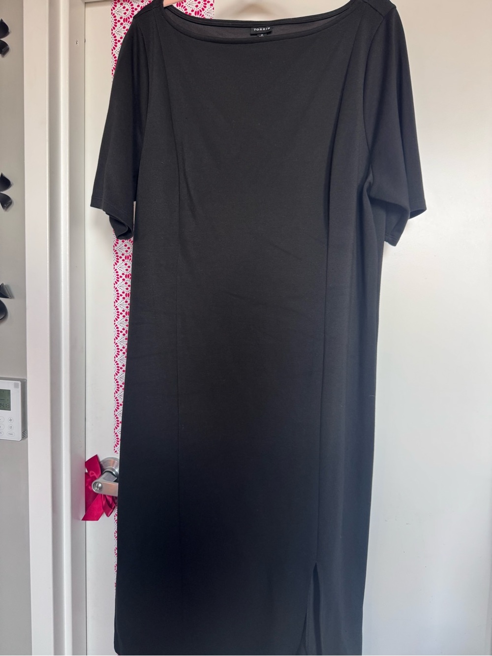 Torrid Black Short-Sleeve Sheath Dress boatneck 2X